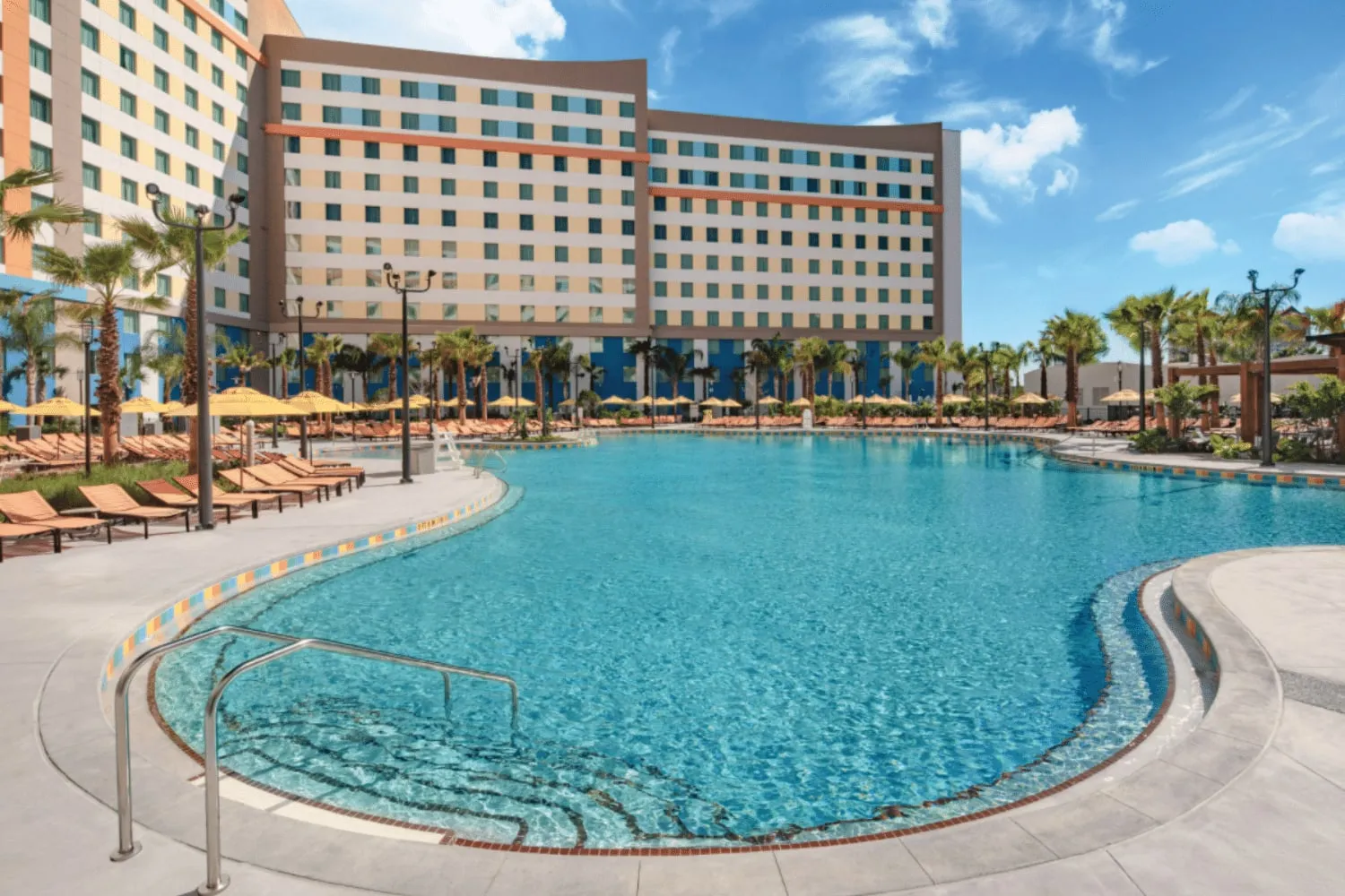 Universals Endless Summer Resort - Dockside Inn and Suites